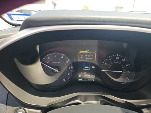 Used 2022 Subaru Crosstrek 2.0i Premium w/ Moonroof Package AWD/4WD image 12