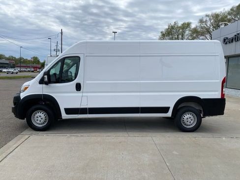 Used 2026 RAM ProMaster 2500 w/ Convenience Group FWD image 6