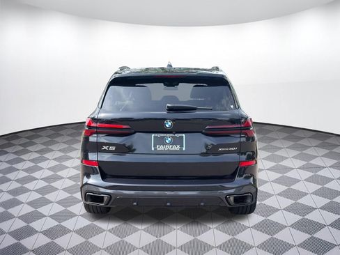 Used 2024 BMW X5 xDrive40i w/ M Sport Package AWD/4WD image 10