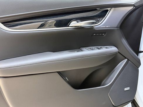New 2026 Cadillac XT5 Premium Luxury image 13