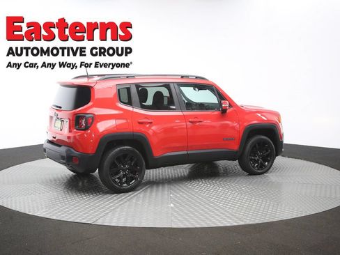 Used 2018 Jeep Renegade Altitude AWD/4WD image 43