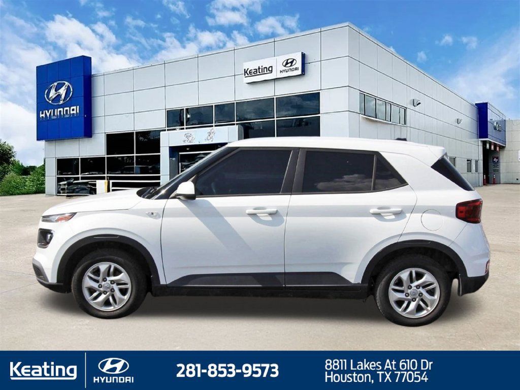 Used 2021 Hyundai Venue SE FWD image 8