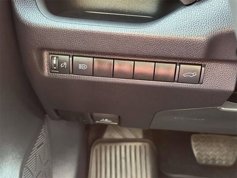 Used 2025 Toyota RAV4 XLE Premium image 23