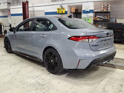 Used 2022 Toyota Corolla SE image 2