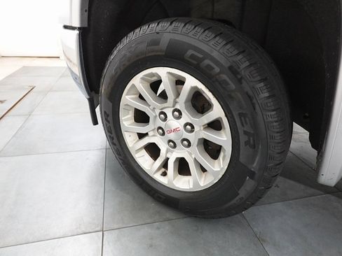 Used 2014 GMC Sierra 1500 SLE w/ SLE Value Package image 25