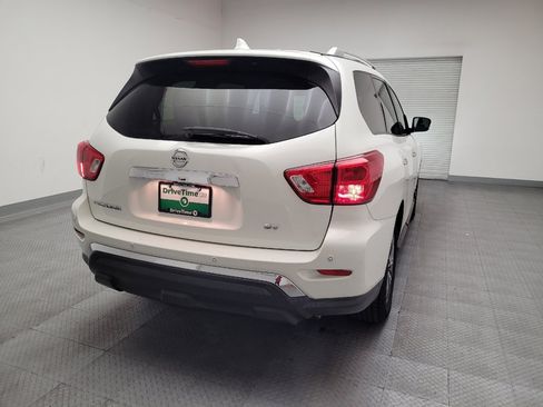 Used 2020 Nissan Pathfinder SV FWD image 7