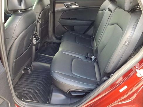 Used 2025 Kia Sportage SX FWD image 13