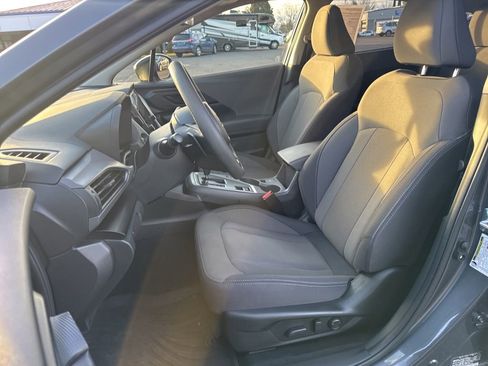 Used 2025 Subaru Crosstrek 2.0i Premium image 10