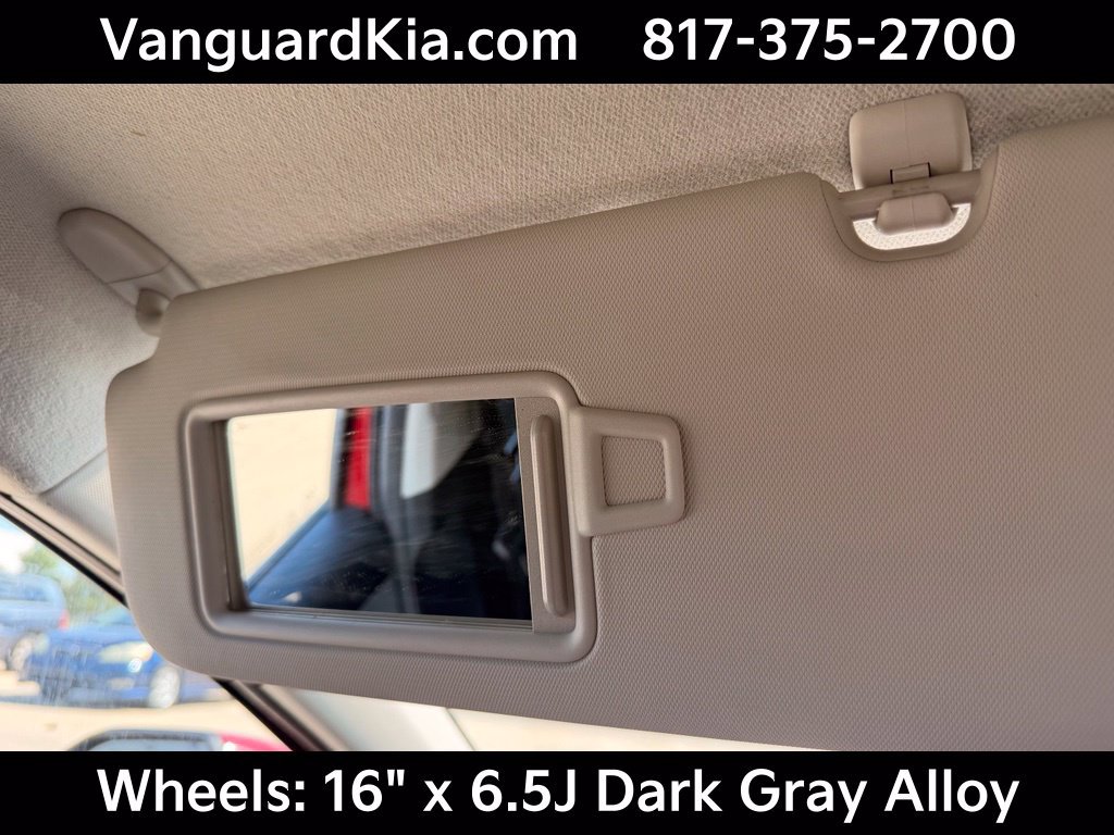 Certified 2025 Kia K4 FWD image 17