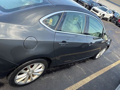 Used 2015 Buick Verano Base image 5