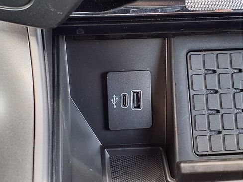 New 2025 Ford F150 Lariat w/ Equipment Group 502A High image 18