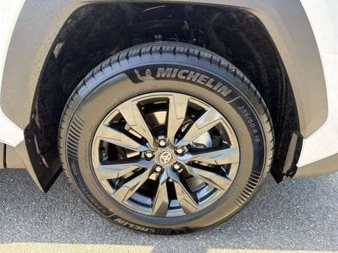 Used 2026 Toyota RAV4 XLE Premium FWD image 12