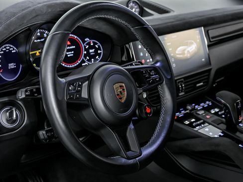 Used 2023 Porsche Cayenne Turbo GT image 24