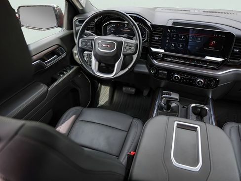 Used 2022 GMC Sierra 1500 SLT AWD/4WD image 29
