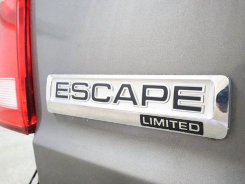 Used 2011 Ford Escape Limited w/ 301A Rapid Spec Order Code image 21