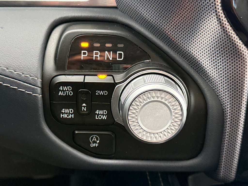 Used 2024 RAM 1500 Limited AWD/4WD image 32