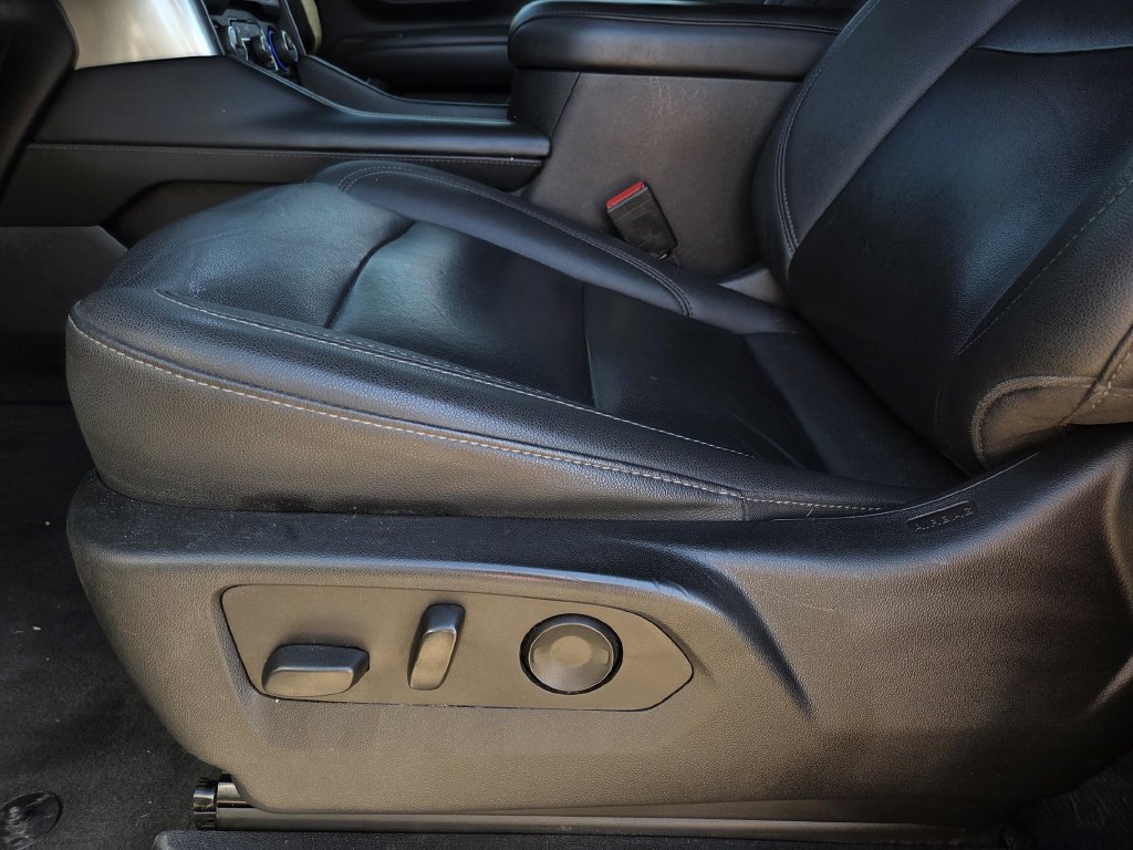 Used 2022 Chevrolet Tahoe LT RWD image 18