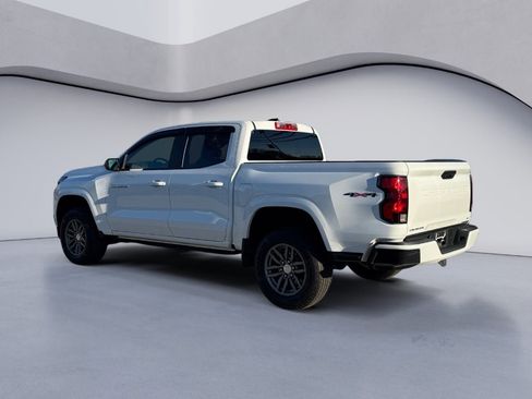 Used 2024 Chevrolet Colorado LT image 3