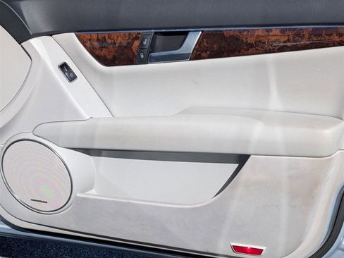 Used 2014 Mercedes-Benz C 300 Sport image 30