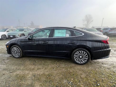 Certified 2023 Hyundai Sonata SEL w/ Cargo Package image 13