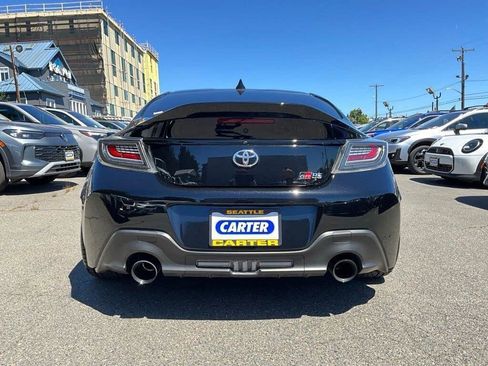 Used 2023 Toyota GR86 Premium w/ ALL Weather Mat Package (TMS) RWD image 8