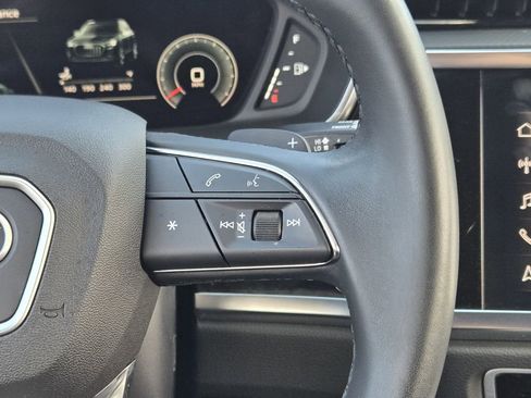 Certified 2023 Audi Q3 2.0T Premium Plus w/ Premium Plus Package image 37