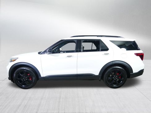 Used 2020 Ford Explorer ST w/ ST Street Pack image 4