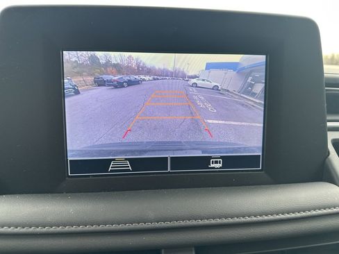 Used 2023 Chevrolet Suburban LS image 18