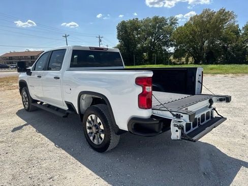 Used 2026 Chevrolet Silverado 2500 Custom w/ Custom Value Package AWD/4WD image 4