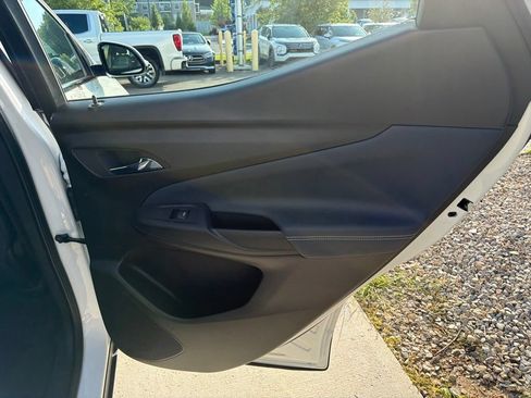 Used 2023 Chevrolet Bolt EUV LT w/ Convenience Package FWD image 69
