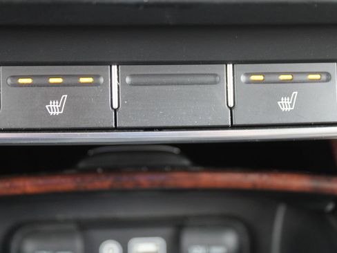 Used 2017 Kia Sorento EX image 38