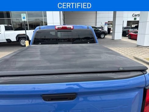 Used 2025 Chevrolet Colorado ZR2 w/ Technology Package AWD/4WD image 5