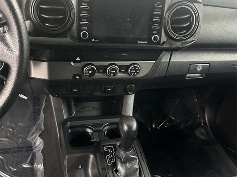 Used 2022 Toyota Tacoma SR image 19