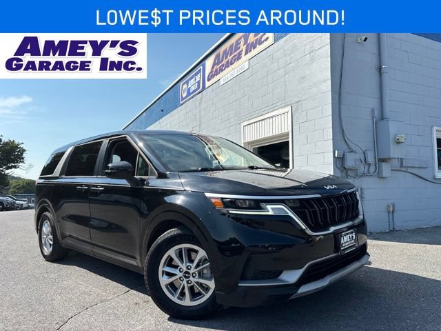 Used 2023 Kia Carnival LX FWD image 1