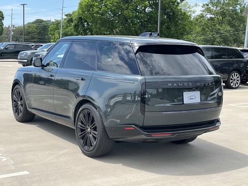 Used 2023 Land Rover Range Rover SE AWD/4WD image 3