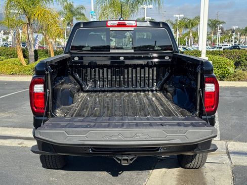 New 2026 GMC Canyon AT4 image 9