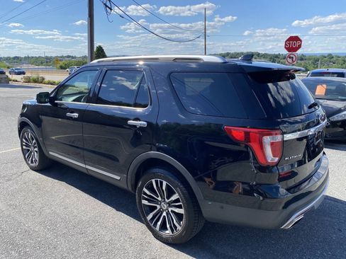 Used 2017 Ford Explorer Platinum AWD/4WD image 7