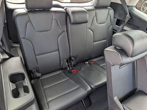 Used 2024 Kia Telluride EX FWD image 22