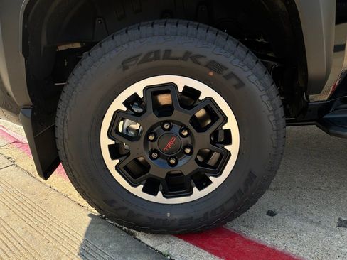 New 2026 Toyota 4Runner TRD Off-Road Premium AWD/4WD image 8