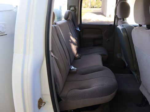 Used 2005 Dodge Ram 2500 Truck SLT AWD/4WD image 24