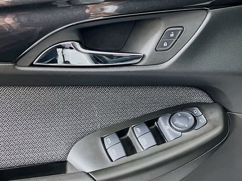 Used 2025 Chevrolet TrailBlazer LT image 9