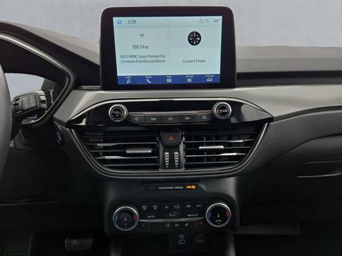 Used 2023 Ford Escape Active image 17