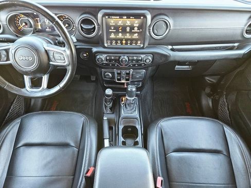 Used 2022 Jeep Wrangler Unlimited Sahara w/ Dual Top Group image 11