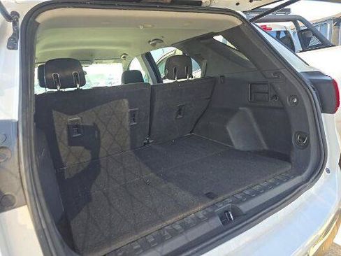 Used 2020 Chevrolet Equinox LT AWD/4WD image 16
