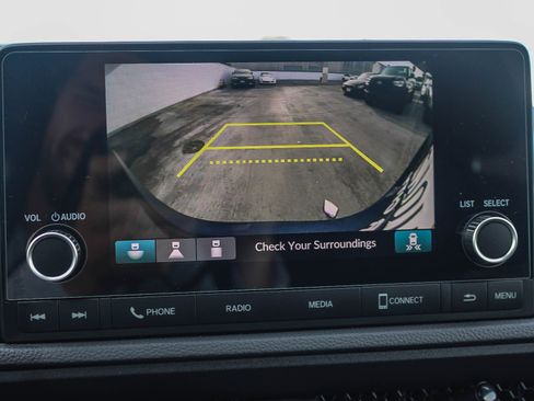 Used 2025 Honda CR-V EX image 26