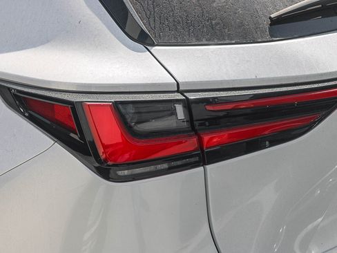 Used 2024 Lexus NX 350h AWD image 12