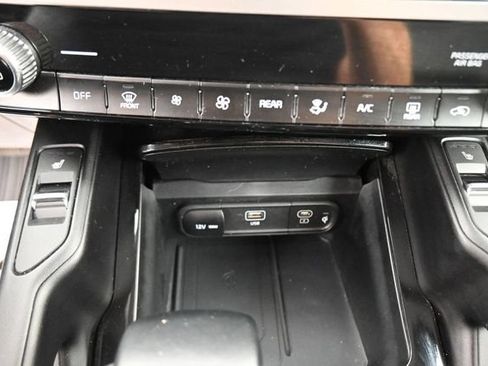 Used 2024 Kia Telluride S w/ S Sunroof Package AWD/4WD image 32