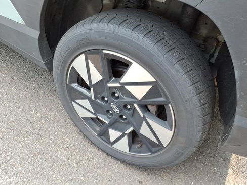 Used 2024 Hyundai Kona SEL AWD/4WD image 5
