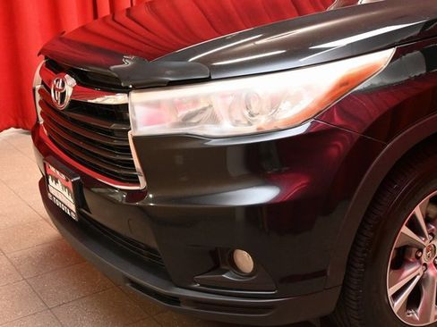 Used 2015 Toyota Highlander XLE image 20