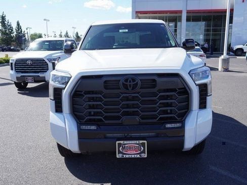 New 2025 Toyota Tundra Limited image 9